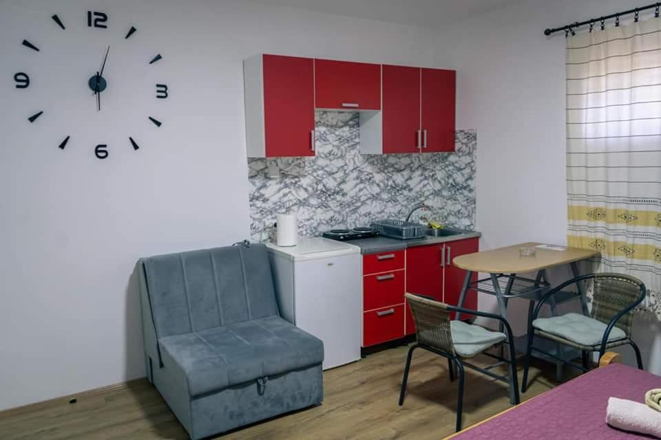 Sobe Mira Apartment Требине Екстериор снимка