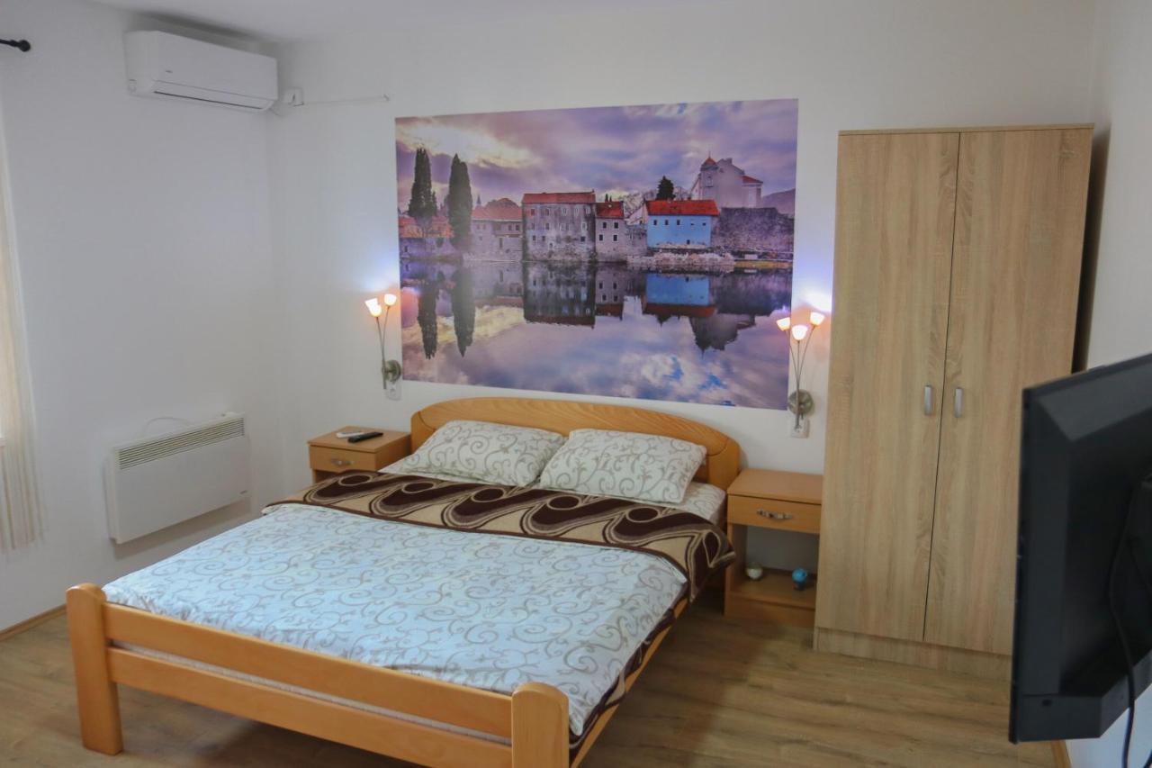 Sobe Mira Apartment Требине Екстериор снимка
