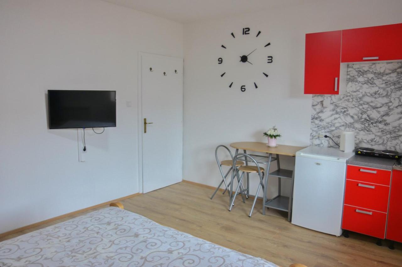 Sobe Mira Apartment Требине Екстериор снимка